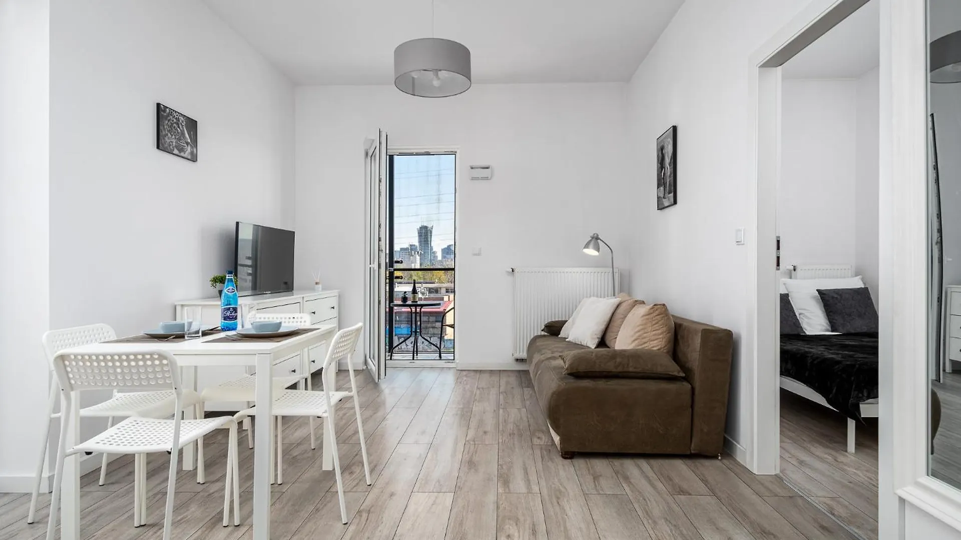 Appartement Apart D&K Free Parking Aleja Prymasa Tysiaclecia 83A à Varsovie