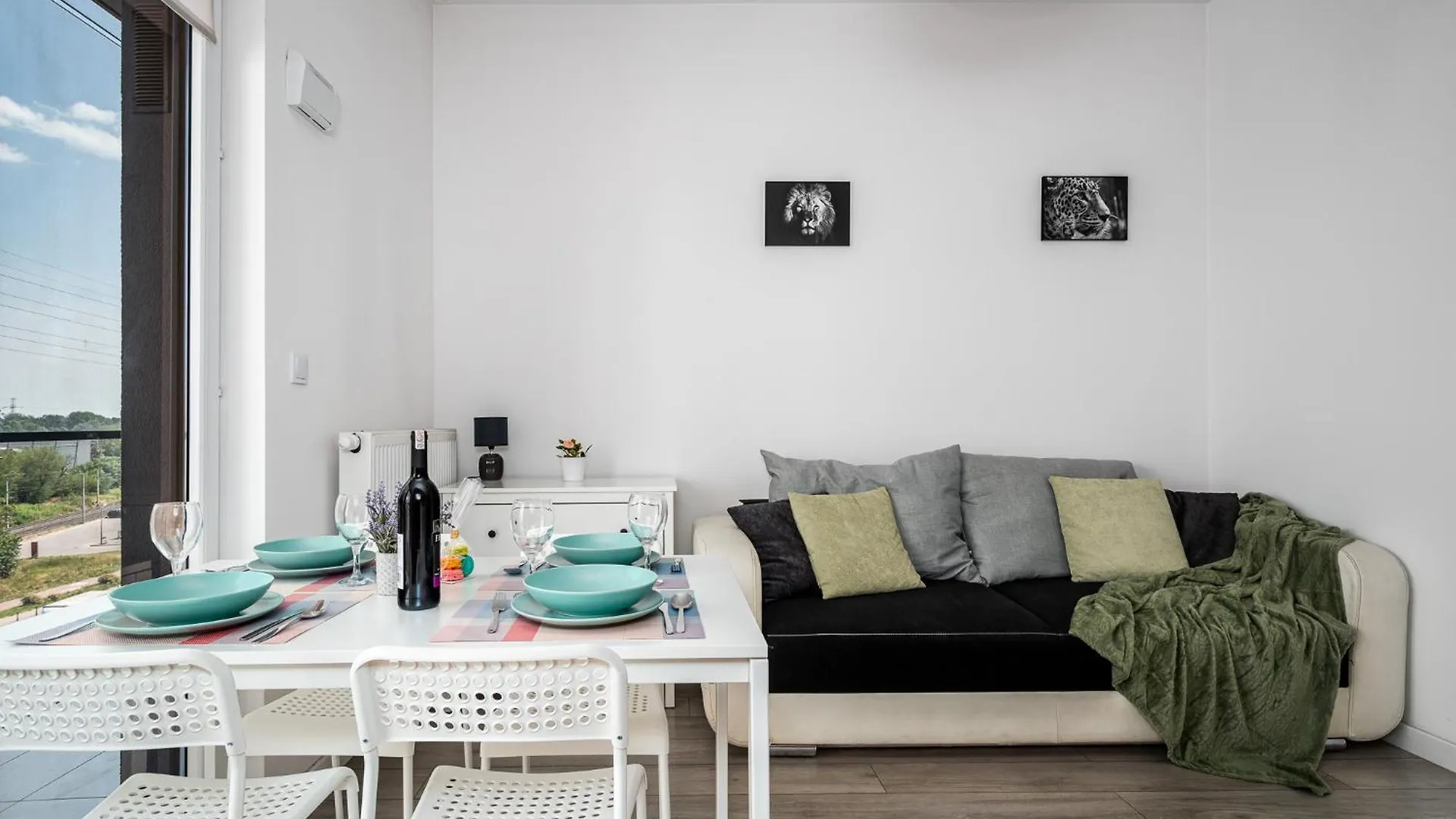 Appartement Apart D&K Free Parking Aleja Prymasa Tysiaclecia 83A à Varsovie